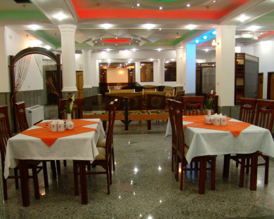Meybod-Behjat-09.jpg