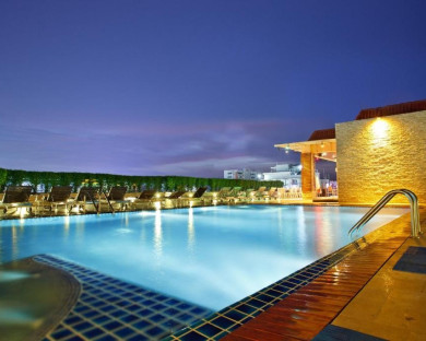Pattaya-Intimate-13.jpg