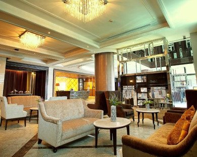 Pattaya-Intimate-2.jpg