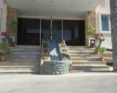 Paweh-Eram-01.jpg