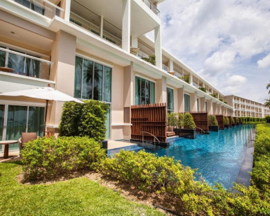 Phuket-CrownePlazaPanwaBeach-1.jpg