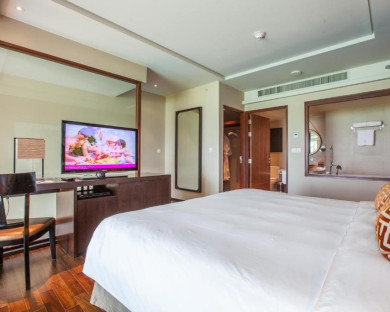 Phuket-CrownePlazaPanwaBeach-15.jpg