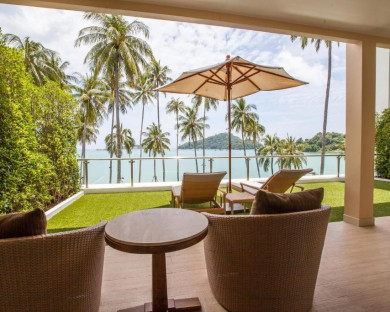 Phuket-CrownePlazaPanwaBeach-16.jpg