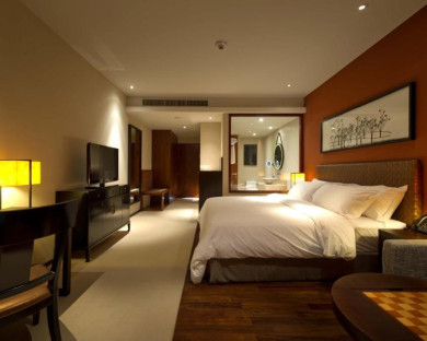Phuket-CrownePlazaPanwaBeach-8.jpg
