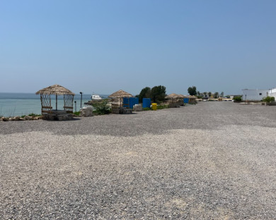 مجتمع اقامتی باغ ایران زمین قشم 2