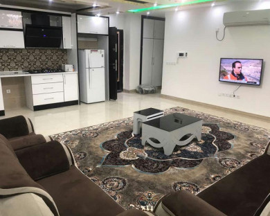 مجتمع اقامتی امپراطور قشم 2