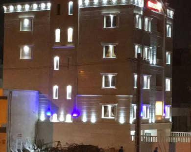 مجتمع اقامتی امپراطور قشم 3