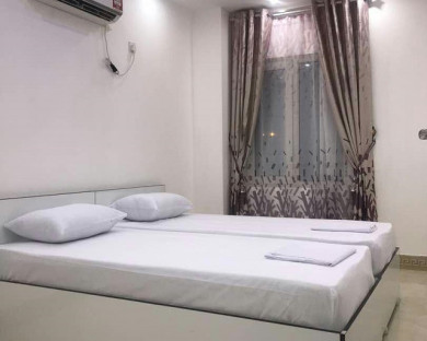 مجتمع اقامتی امپراطور قشم 4