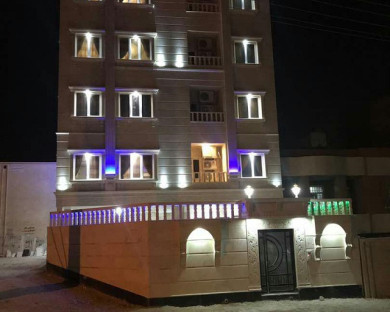 مجتمع اقامتی امپراطور قشم