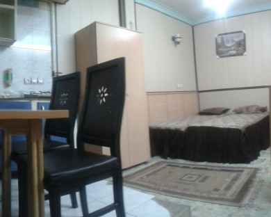 Qhom-Zarrin-10.jpg