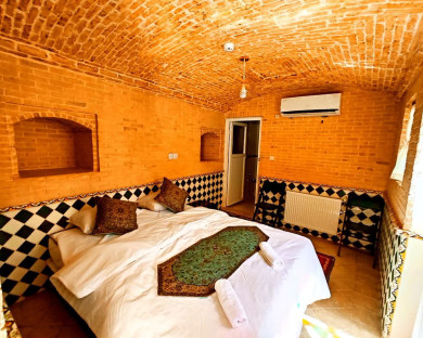 Shiraz-Saran-11.jpg