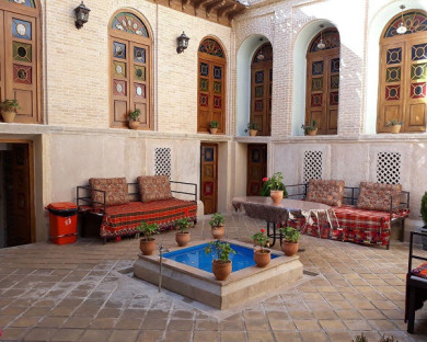 Shiraz-Sepehri-01.jpg