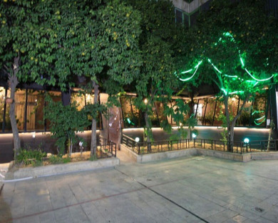 Shiraz-Zand-12.jpg