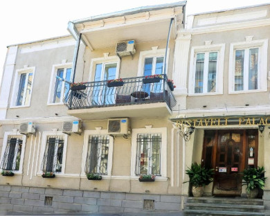 Tbilisi-RustaveliPalace-1.jpg
