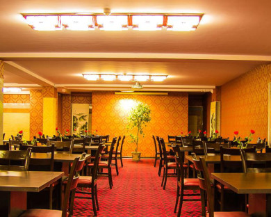 مهمانپذیر جاده ابریشم تهران