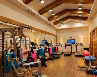 هتل دابل تری بای هیلتون (DoubleTree by Hilton) وان 16