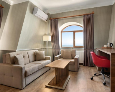 هتل رامادا (Ramada) وان 9