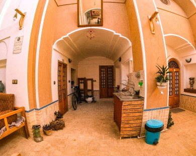Yazd-Kheshtokhatereh-2.jpg
