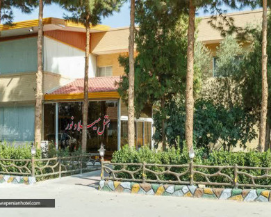 Yazd-Miladenoor-16.jpg