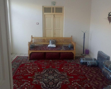 اقامتگاه بومگردی اوروزا یزد 12