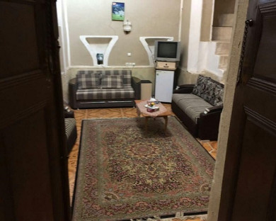 Yazd-SonnatiAdibOlMamalek-17.jpg