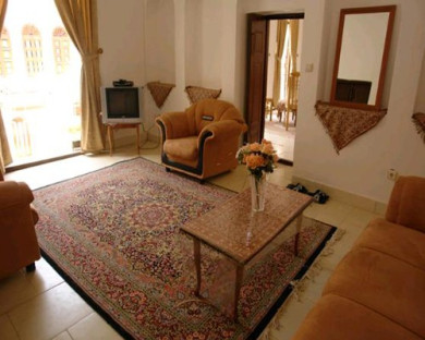 Yazd-Sonnati_adib_ol_mamalek-01.jpg