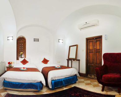 Yazd-Tarikhi_lab_khandagh-02.jpg