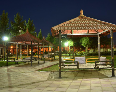 Yazd-Zanbagh-15.jpg