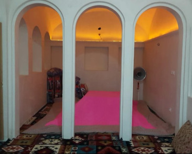 اقامتگاه بومگردی خانه باغ شاکر آران و بیدگل 5