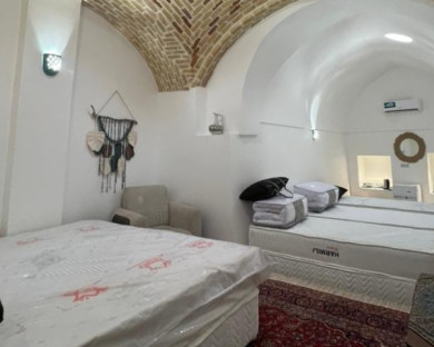 اقامتگاه بومگردی عمارت شاطر اردکان 9