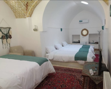 اقامتگاه بومگردی عمارت شاطر اردکان 3