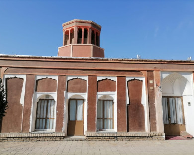 اقامتگاه سنتی یلدا داورزن 1