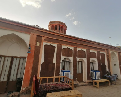 اقامتگاه سنتی یلدا داورزن
