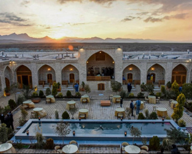اقامتگاه بومگردی کاروانسرای شاه عباسی دودهک دلیجان 2