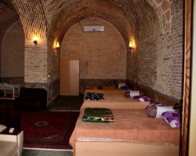 اقامتگاه بومگردی کاروانسرای شاه عباسی دودهک دلیجان 8
