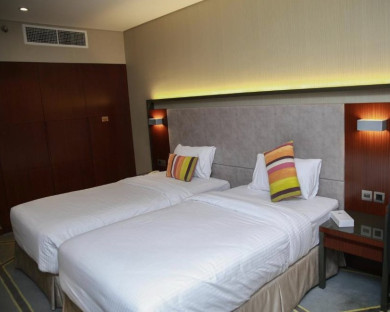 هتل ورسای بای راویز دبی 4