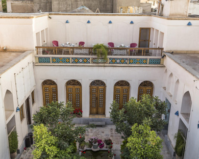 اقامتگاه سنتی کیانپور اصفهان 2