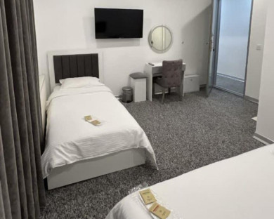 هتل کوروش فردوس 6