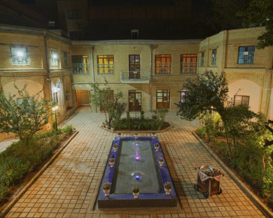 اقامتگاه سنتی آوا همدان 1