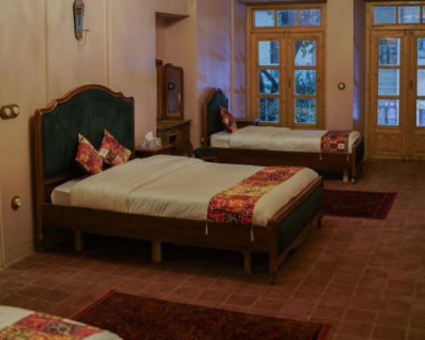 اقامتگاه سنتی آوا همدان 6
