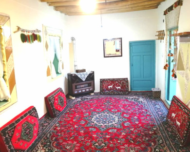 اقامتگاه بومگردی داربوم همدان 1