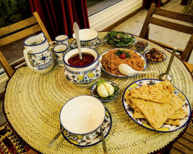 اقامتگاه بومگردی مهرچین کرج 9