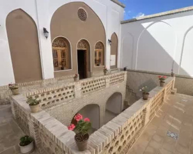 اقامتگاه سنتی دلنواز کاشان 2