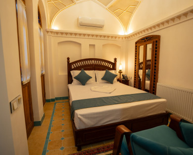 kashan-eyvan-20.jpg