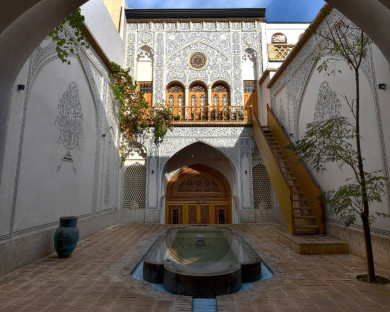 اقامتگاه سنتی استادی کاشان 2