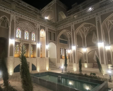 اقامتگاه سنتی پریخان کاشان 2