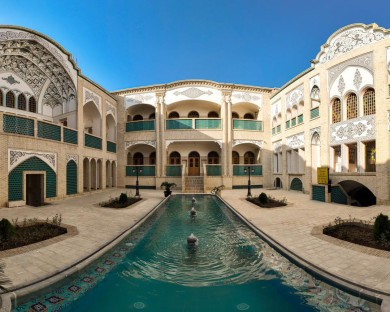 اقامتگاه سنتی پرشیا کاشان