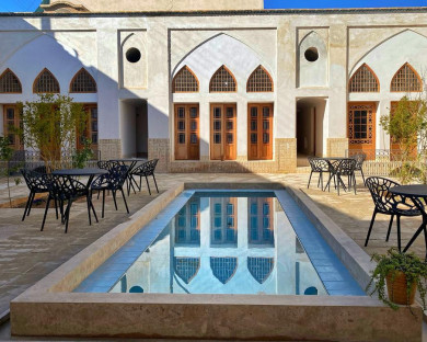 هتل بوتیک سرای نفیس کاشان