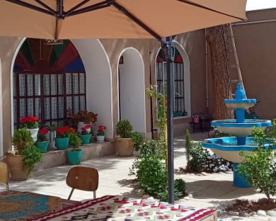اقامتگاه بومگردی کاج کهن کرمان
