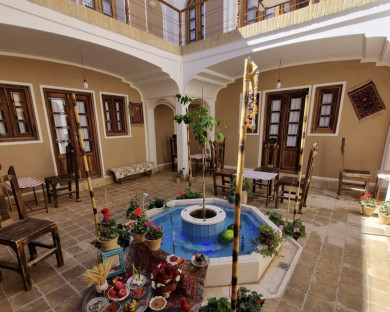 اقامتگاه بومگردی خانه خاتون کرمان